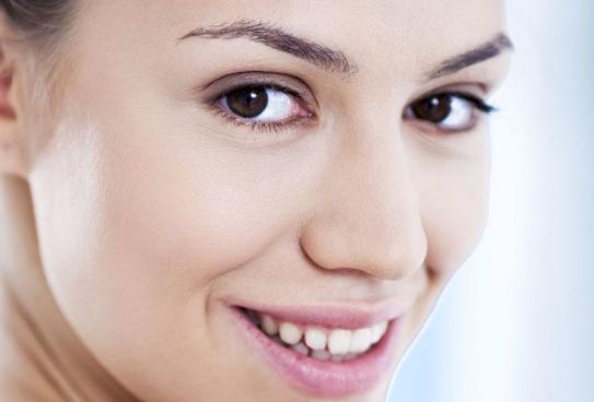 面部填充療程是否適合消腹？