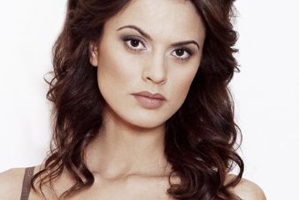 透明質酸隆鼻的睡姿選擇