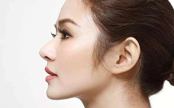 煥發(fā)青春光彩，揭秘膠原蛋白注射美膚的奧秘