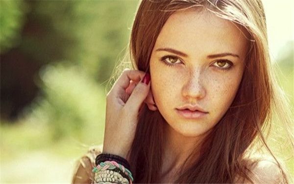 雙眼皮修復(fù)，8個(gè)要記住的要點(diǎn)