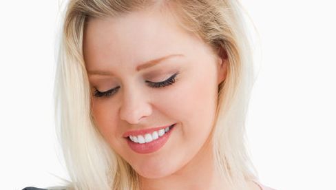 剛剛做完雙眼皮手術(shù)后，能否即刻享受辣美食？準(zhǔn)備大快朵頤的吃貨們，這里有一些吃辣的關(guān)鍵時(shí)間點(diǎn)！