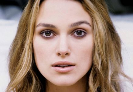 重塑年輕眼容-眼袋抽脂手術(shù)釋放妝顏魅力