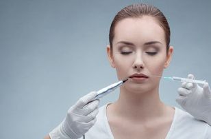 脂肪豐胸的效果能維持多久？可能存在副作用嗎？