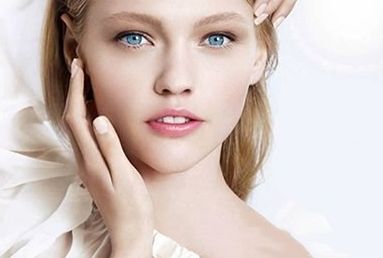 雙眼皮修復(fù)術(shù)的恢復(fù)速度和重瞼手術(shù)相比，哪個(gè)更快？