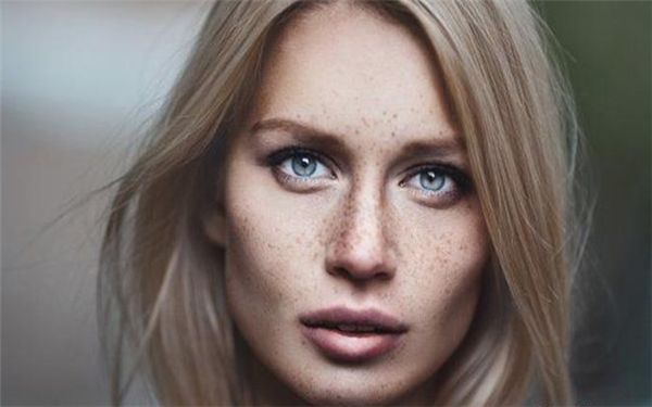 開(kāi)眼角術(shù)的恢復(fù)時(shí)間和注意事項(xiàng)