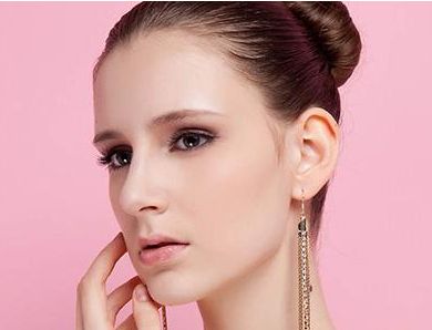 護(hù)膚大熱！了解果酸嫩膚與杏仁酸的故事