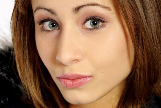 7d聚拉提：激活肌膚青春能量，煥發(fā)年輕光彩