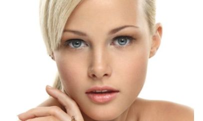 腿部吸脂后能否側(cè)著睡？腿部整形手術(shù)后是否能采取平躺姿勢休息？腿部吸脂術(shù)后的睡眠姿勢解讀