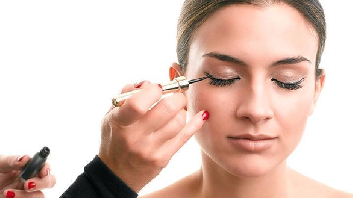 青春痘的消除方法有哪些？快速祛除青春痘的有效技巧指南