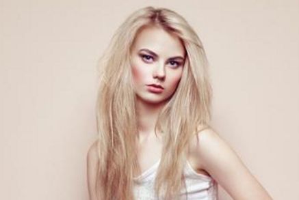 素顏光 vs. 光子嫩膚：哪個更適合你的肌膚？