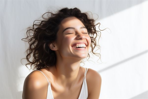 杭州美萊栗勇隆胸費(fèi)用全解析：假體隆胸、縮胸、乳房下垂矯正收費(fèi)攻略