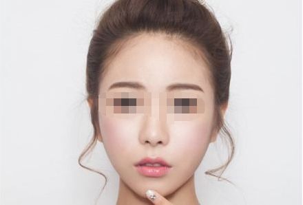 揭秘！北京受歡迎的雙眼皮手術(shù)醫(yī)生身份公開！