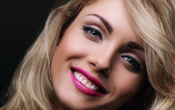 南昌獨(dú)特醫(yī)生易陽師傅為您現(xiàn)場展示雙眼皮手術(shù)神奇效果！