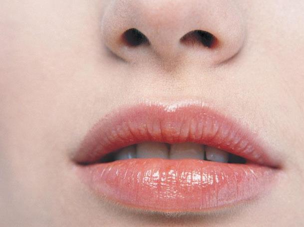 上海面部脂肪填充哪家醫(yī)院好？鵬愛、藝星、美聯(lián)臣是首選嗎？查查價格能否為購買帶來便利？