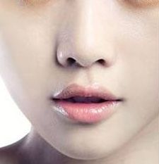 上海九院哪位醫(yī)師在拉皮手術(shù)領(lǐng)域備受贊譽(yù)？權(quán)威專家排名及費(fèi)用詳解