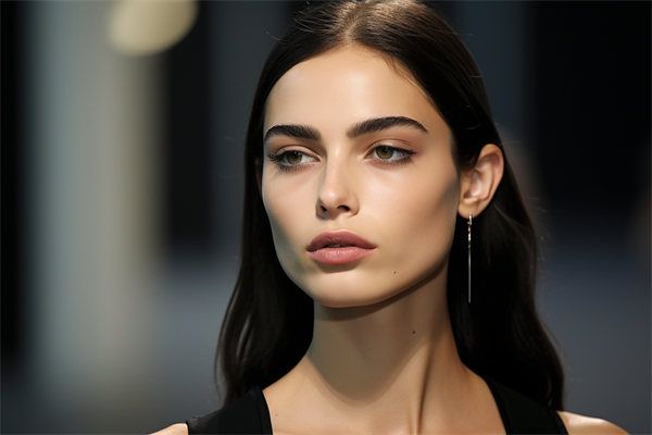 武漢同濟(jì)醫(yī)院整形美容科預(yù)約掛號(hào)指南：鄧裴、徐逸等醫(yī)生專家號(hào)預(yù)約攻略