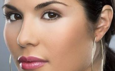 巫文云醫(yī)生豐鼻術(shù)后完美呈現(xiàn)，無(wú)與倫比的美鼻魅力閃耀！