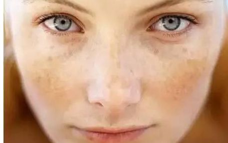 了解宋遵禮整形，探秘醫(yī)生介紹和隆胸案例曝光！2023費(fèi)用略作參考