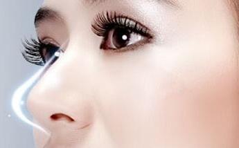 山科曼整形美容醫(yī)院真的靠譜嗎？張?jiān)迫A醫(yī)生的資歷如何？