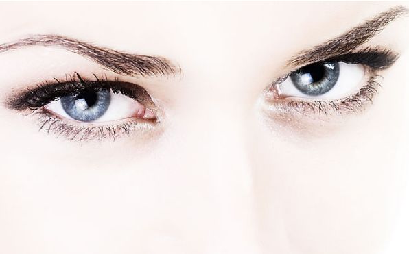 大慶油田總醫(yī)院，眼袋手術(shù)效果專業(yè)醫(yī)生推薦-親身案例分享！