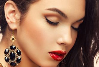 重慶本地鼻子整形專家大盤點(diǎn)：手術(shù)效果驚艷，讓你擁有夢中美鼻