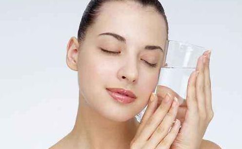 韓國后腦整形術：后遺癥分析及填充材料選擇