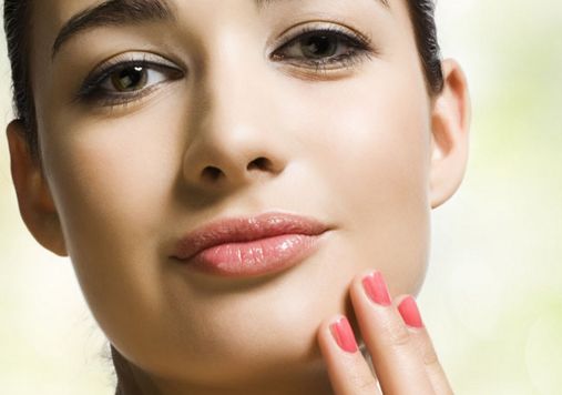 華西醫(yī)院靚胸定制，豐滿無痕！洋溢自信美麗的隆胸價(jià)格一覽