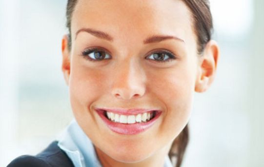 選擇適合眼袋整形的珠海醫(yī)院及醫(yī)生有哪些？專家介紹及價(jià)格表供參考