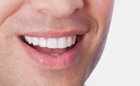 廈門大學(xué)附屬第一醫(yī)院美容燒傷科：了解廖立新醫(yī)生的領(lǐng)先胸部美化技術(shù)吧！以真實(shí)案例感受出色效果