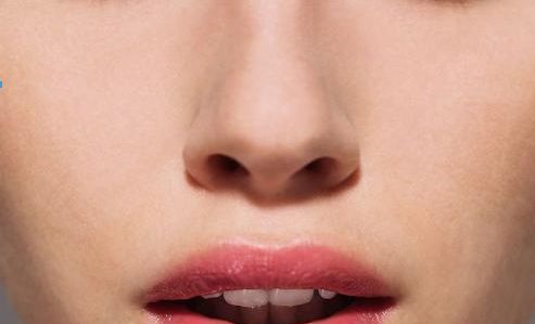 楊權(quán)明成功修復雙眼皮，令人驚嘆的創(chuàng)新時刻揭示!