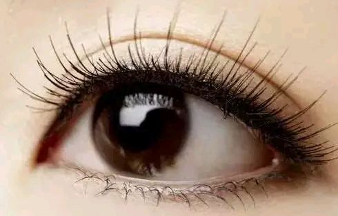 武漢美尚中天整形美容：劉引蘭醫(yī)生的雙眼皮小知識！案例反饋驚人！