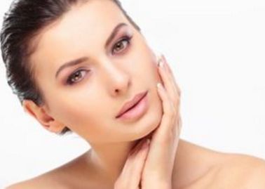 衡陽(yáng)愛(ài)思特醫(yī)療美容醫(yī)院受贊譽(yù)，專家技術(shù)備受推崇