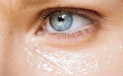 溫州哪位醫(yī)生在雙眼皮手術(shù)方面技術(shù)出眾，價(jià)格如何？