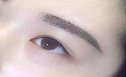 南寧哪家醫(yī)院隆鼻效果出眾？細數(shù)其出類拔萃的優(yōu)勢，備受同行贊譽！