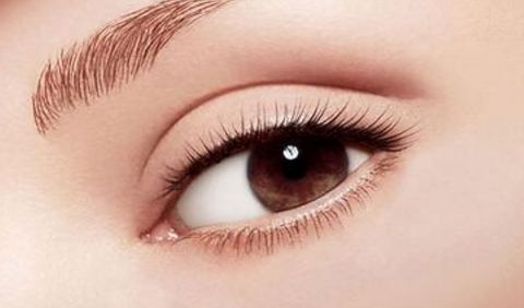 成都醫(yī)大顧文醫(yī)生的經(jīng)驗(yàn)分享，讓你震驚！真實(shí)案例揭示紋眉前后的驚人變化！