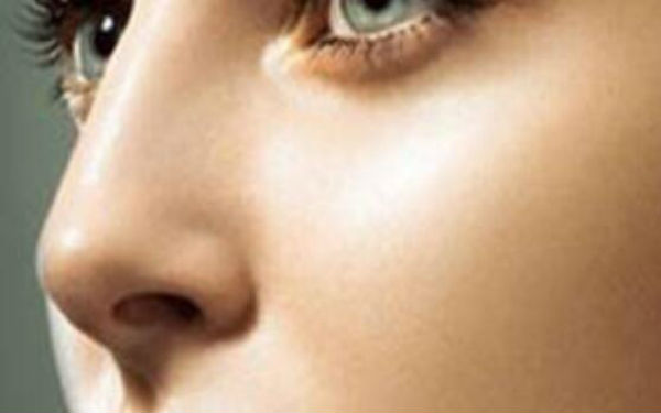 激光治療適合哪些人群？超高頻激光如何改善肌膚問題？