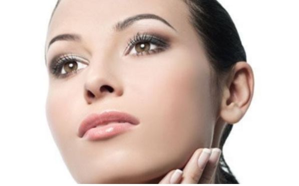 正當(dāng)青春，呈現(xiàn)魅力鼻胸！不容錯(cuò)過(guò)的大連整形醫(yī)院推薦