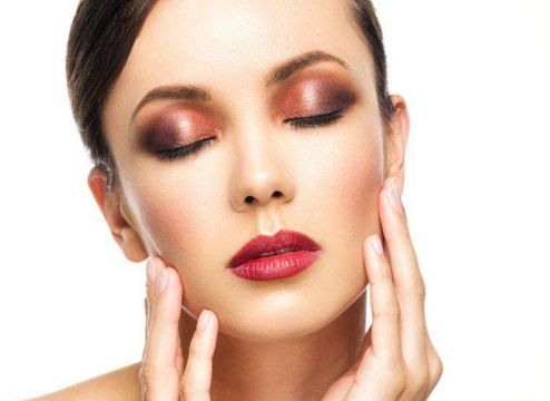 宿州陽(yáng)光醫(yī)療整形醫(yī)院獨(dú)具匠心，雙眼皮修復(fù)讓你擁有完美瞳仁