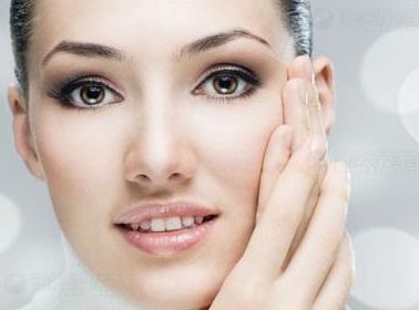 2023年國內(nèi)丨權(quán)威植發(fā)醫(yī)院排行榜隆重發(fā)布，全方位解析實力醫(yī)院！