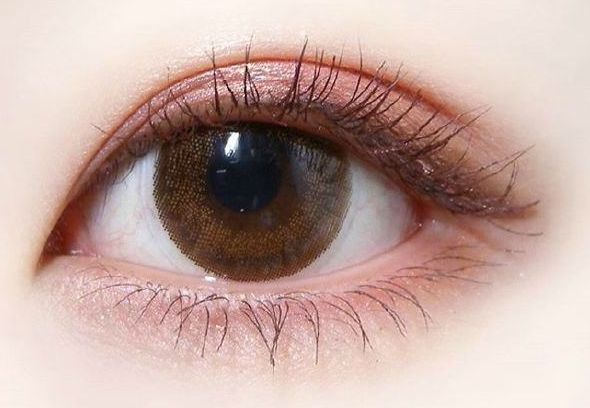 黃一雄醫(yī)師的雙眼皮技術(shù)介紹：仁濟(jì)醫(yī)院坐診及真實(shí)病例分享