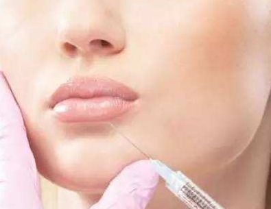 北京協(xié)和醫(yī)院雙眼皮整形價格及醫(yī)生評測，案例圖伴隨