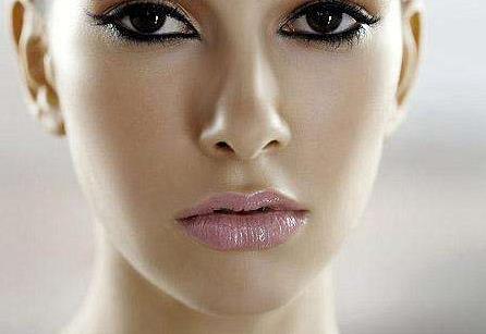 謝洪斌做拉皮興奮過度會有什么不良影響？如何避免副作用？