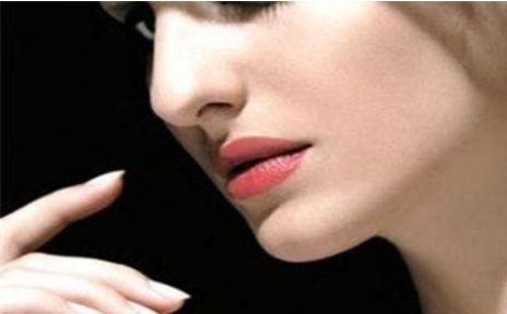 田國靜整形手術(shù)費用，技術(shù)高超，聲譽(yù)口碑卓越！