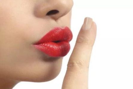 來看看大連醫(yī)大一院美容科醫(yī)生的絕佳推薦,特別分享仁厚杰和康樂兩位醫(yī)師的患者隆鼻案例!