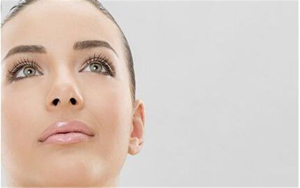 廣州隆胸醫(yī)生排行榜發(fā)布！排名前五的專家備受推崇，醫(yī)術(shù)高超！