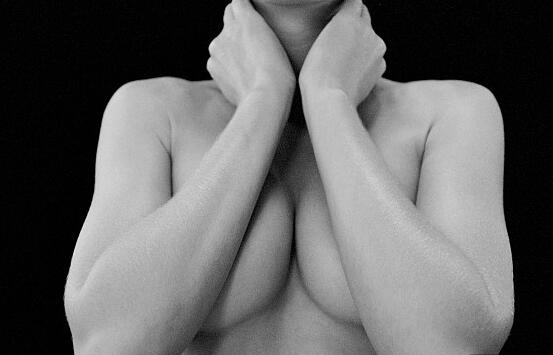 浙江大學第一醫(yī)院整形外科技術高超，醫(yī)生資善良嗎？