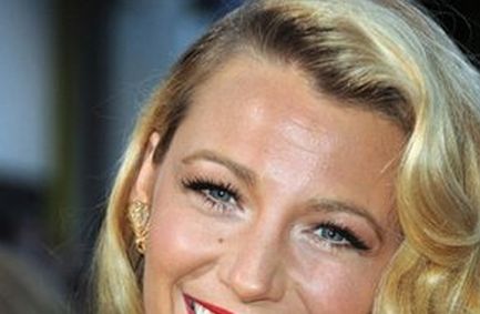 西安逆時光醫(yī)療美容醫(yī)院最新雙眼皮經(jīng)驗分享