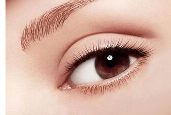 張家港唯恩醫(yī)療美容醫(yī)院豐胸手術(shù)效果矚目，隆胸術(shù)前術(shù)后差異驚人！