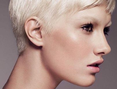 蓉城隆胸專家推薦，成都假體隆胸名醫(yī)魏江山、魏家賓贊譽(yù)有加，提前預(yù)約品質(zhì)醫(yī)療服務(wù)！