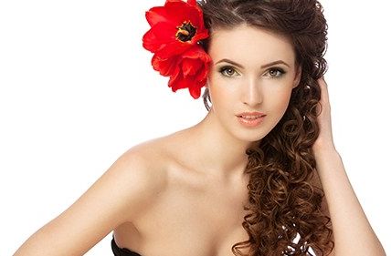 青島整容醫(yī)院排行 實(shí)力派醫(yī)院榜單露真容，市面熱門手術(shù)價(jià)格現(xiàn)身！